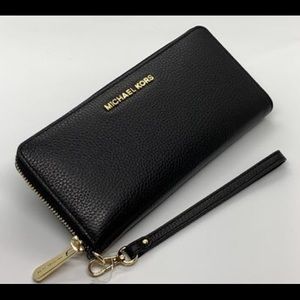 Michael Kors- Jet Set Travel Continental Lg Wallet